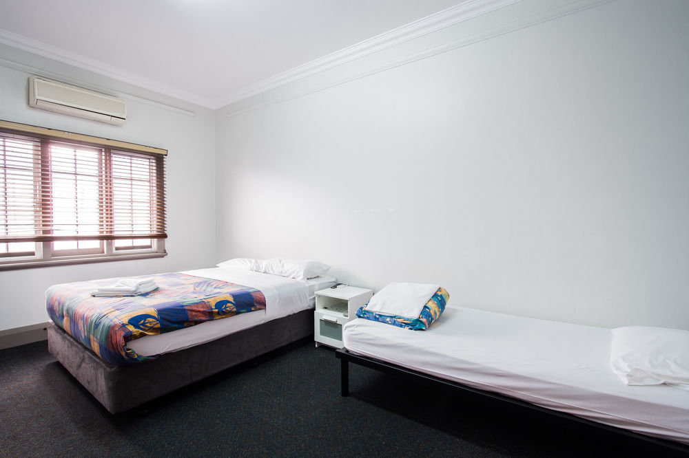 The Emperors Crown Hostel Perth Dış mekan fotoğraf