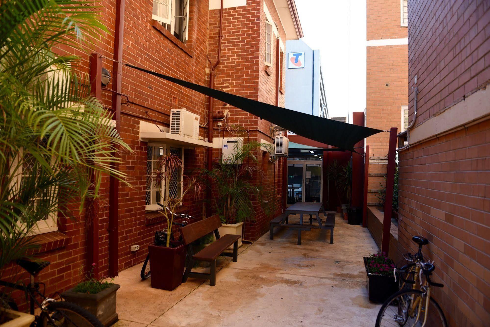 The Emperors Crown Hostel Perth Dış mekan fotoğraf